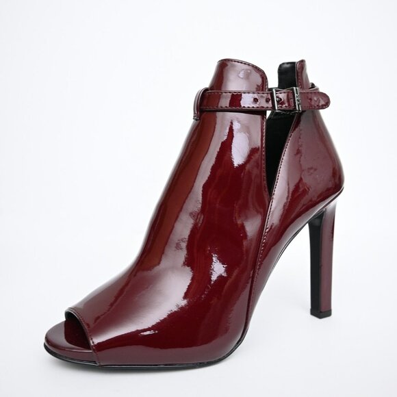 Michael Kors Heels - Picture 2 of 5